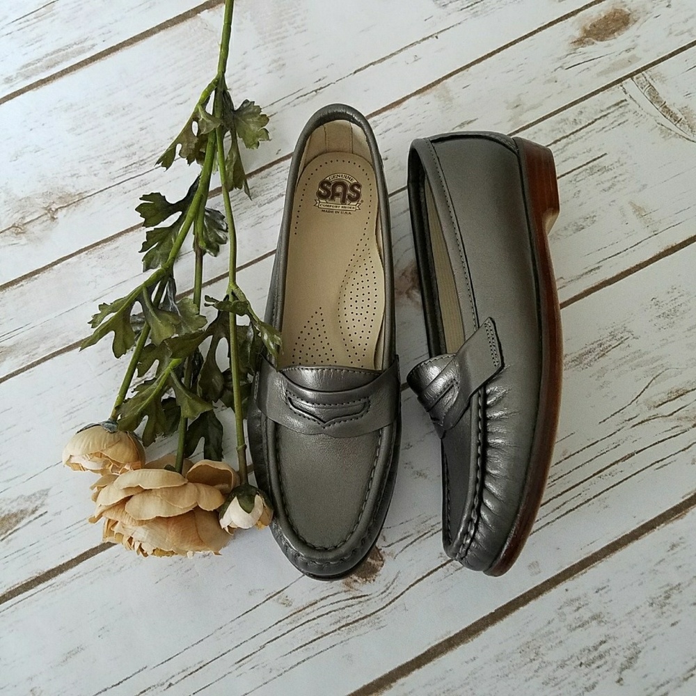 🦉SAS Women's Shoes Pewter Color Penny Loafer